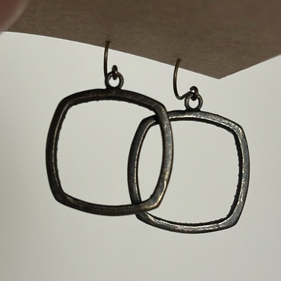 Rhinestone Fashion earrings - Picture 2 of 3